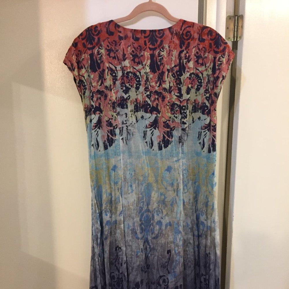 Dress - Picture 2 of 3